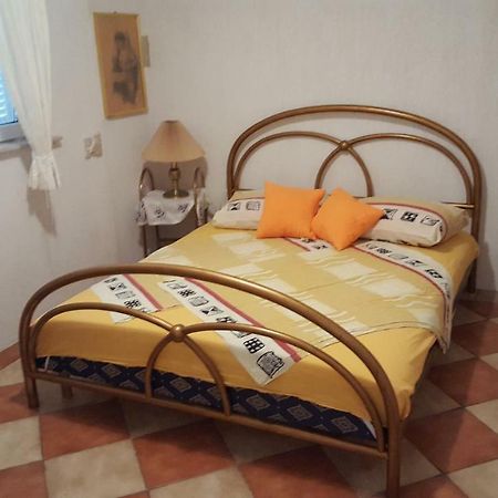 Apartments Lopar Story Екстер'єр фото