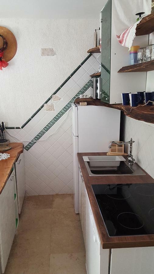 Apartments Lopar Story Екстер'єр фото